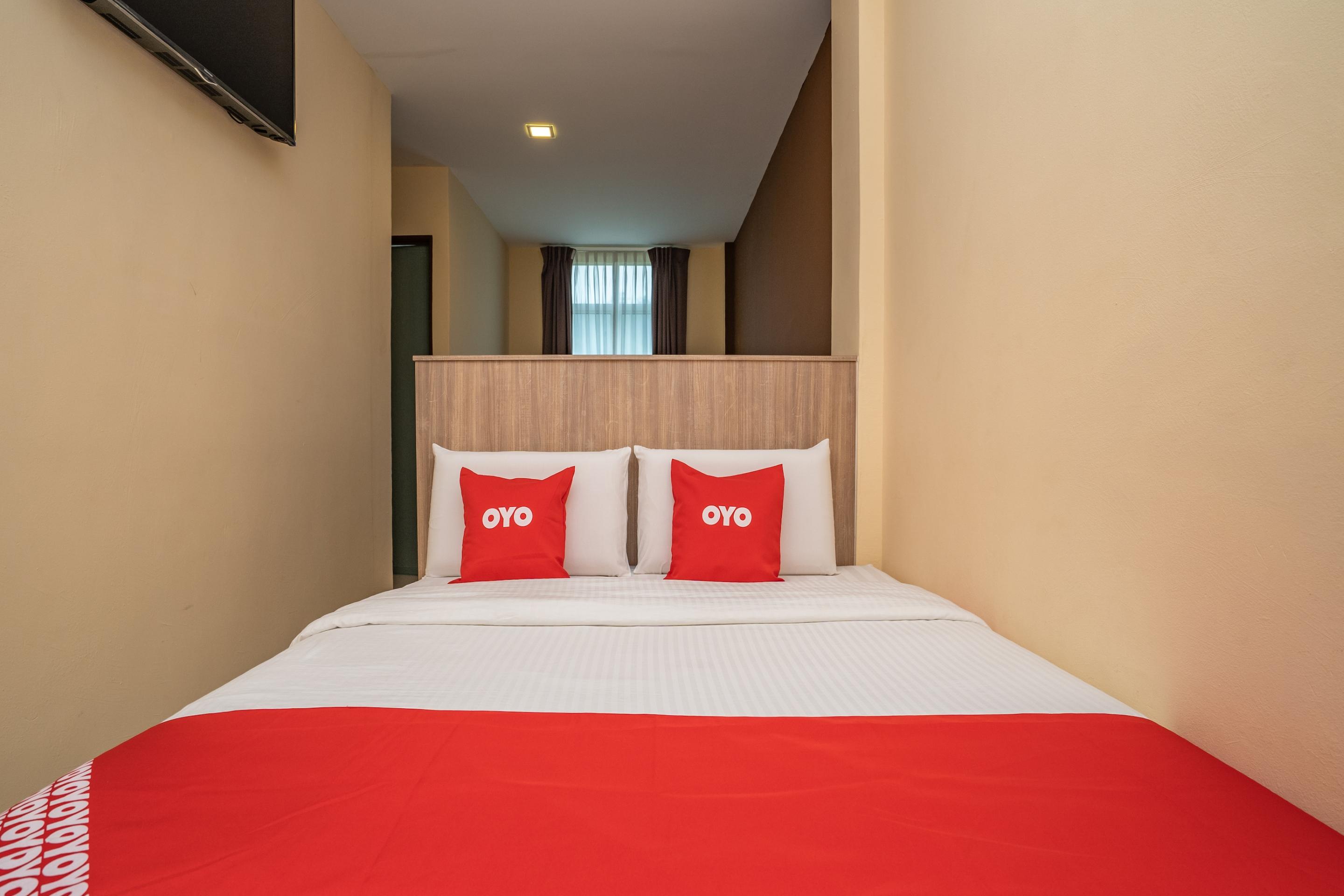 Kampong Pasir Bogak Oyo 44078 The Island Hotel מראה חיצוני תמונה