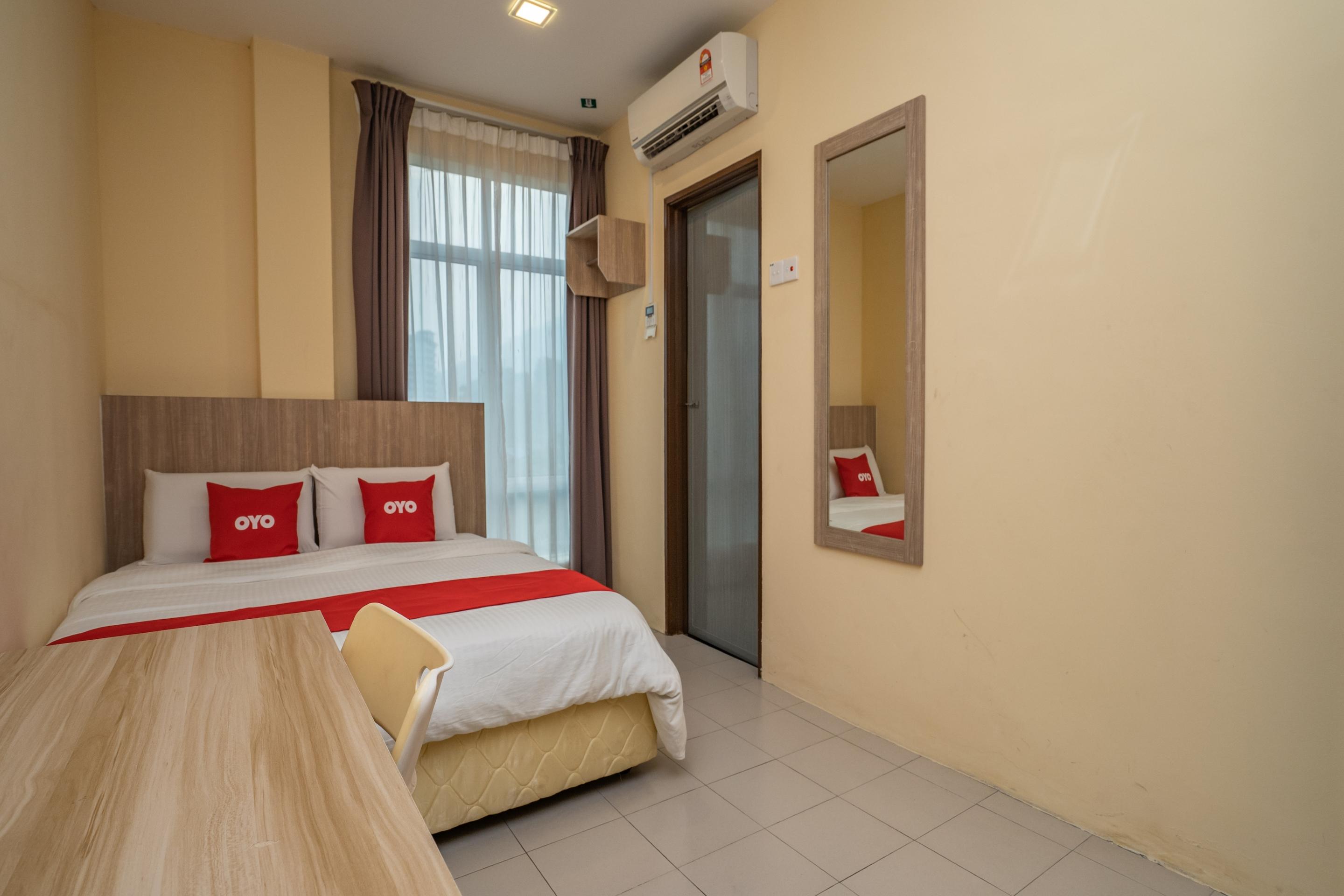 Kampong Pasir Bogak Oyo 44078 The Island Hotel מראה חיצוני תמונה