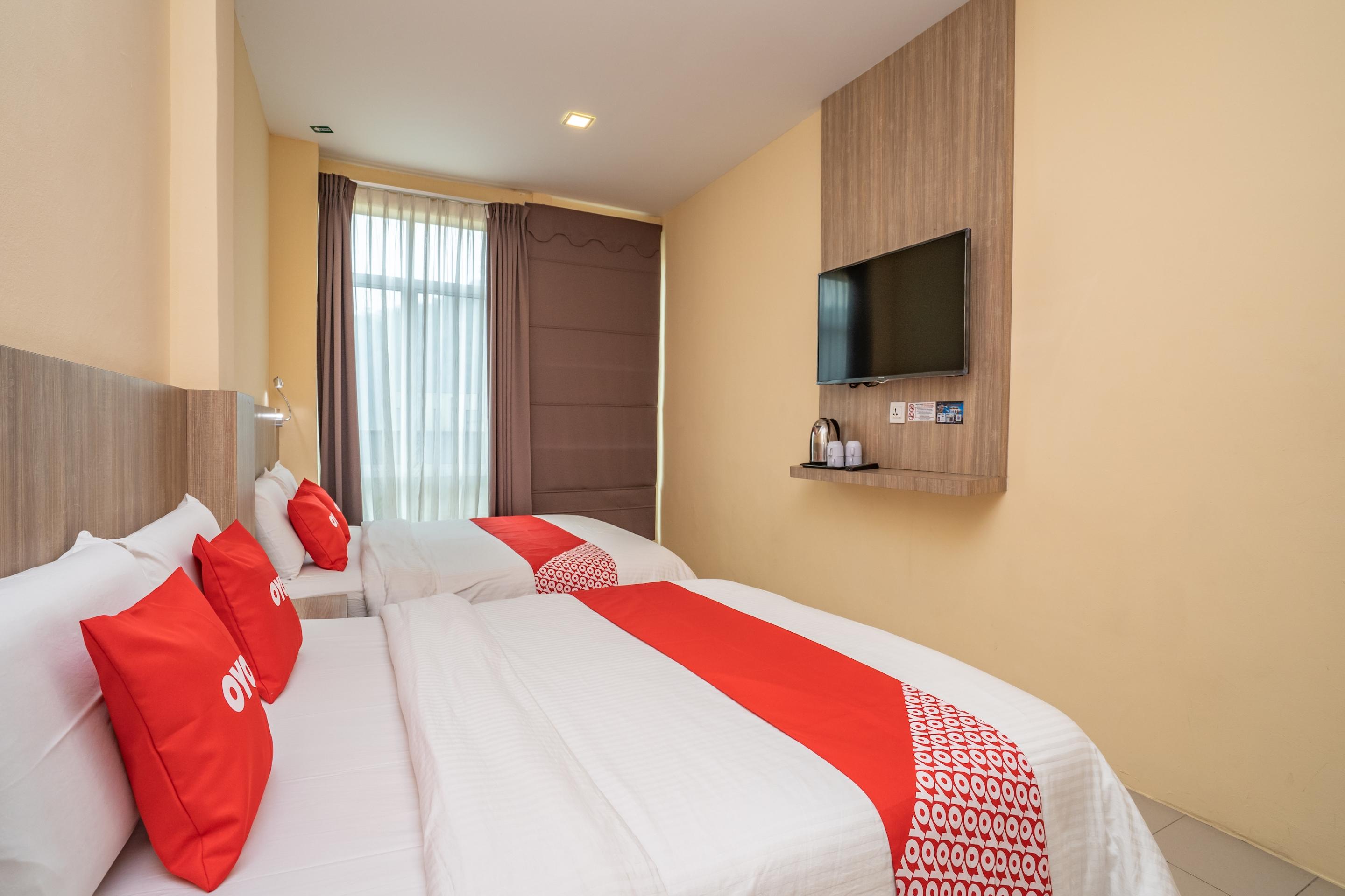 Kampong Pasir Bogak Oyo 44078 The Island Hotel מראה חיצוני תמונה